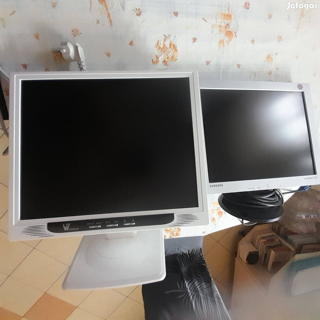 Monitor,szkennelő,klavi,egér