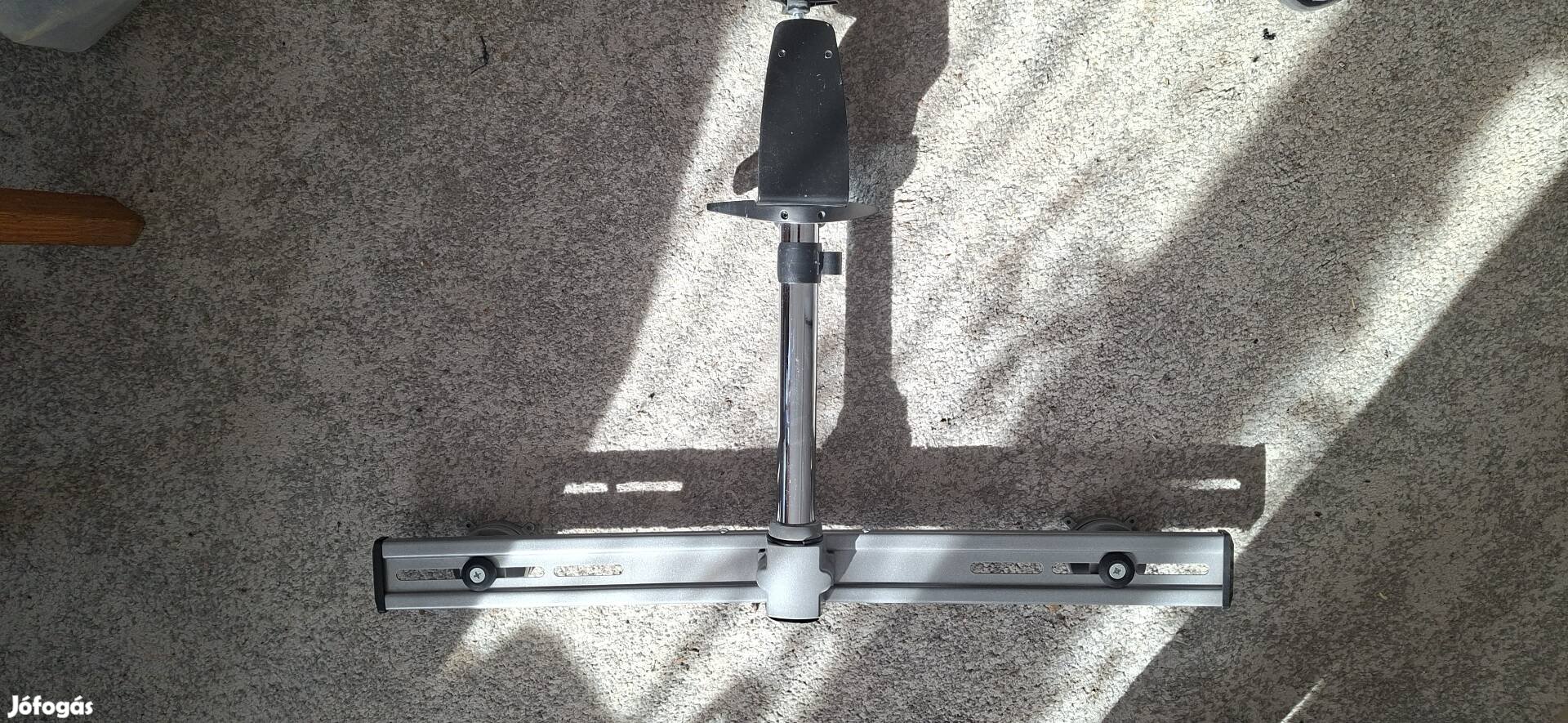 Monitortarto allvany