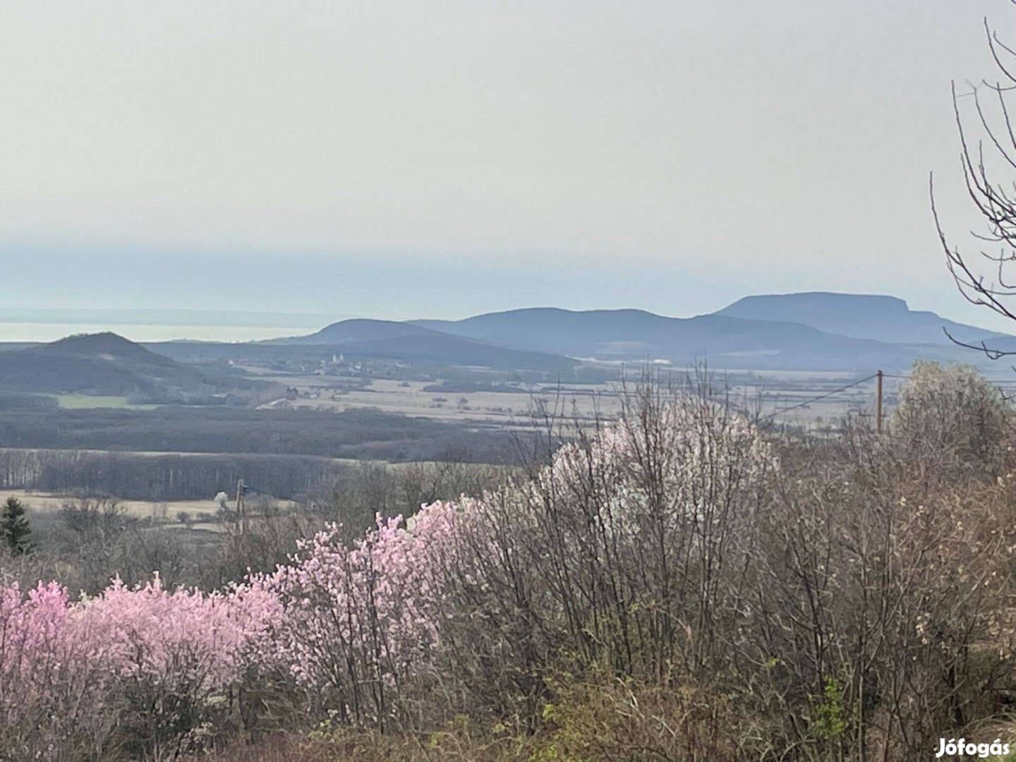 Monoszlón panorámás beépíthető külterület eladó