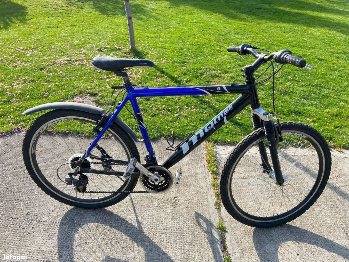 Montana MTB 26-os férfi könnyűvázas kerékpár