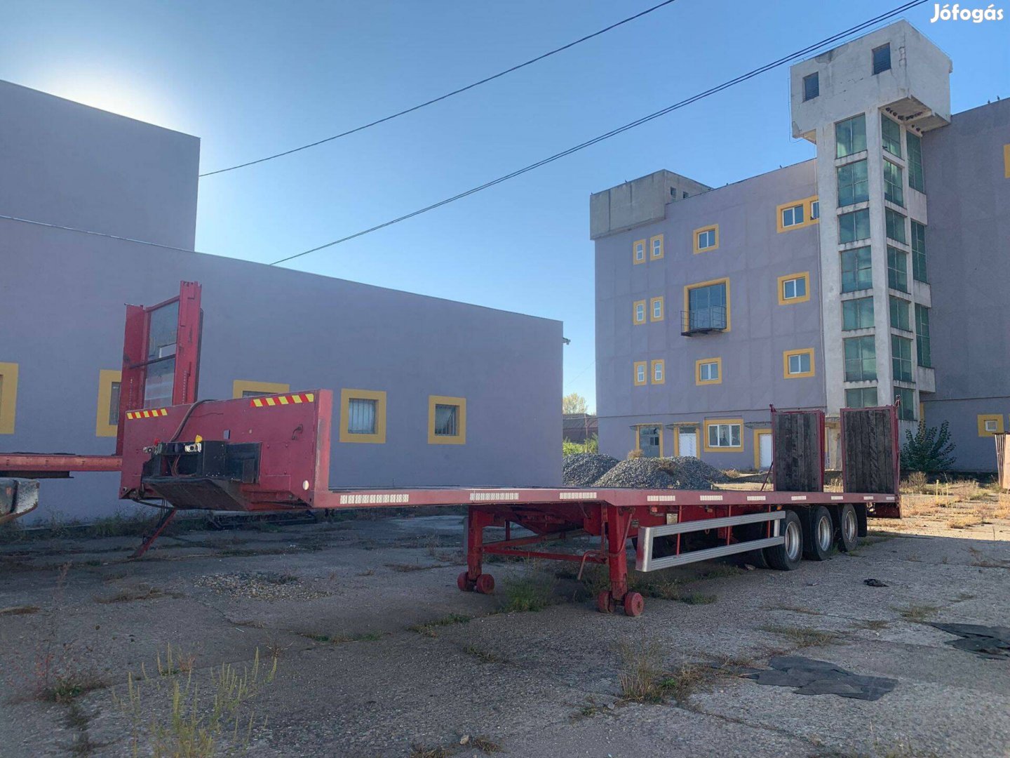 Montracon 3 tengelyes tréler