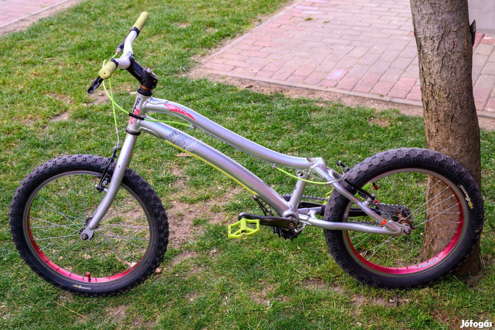 Monty 218 Kamel Trial kerékpár tökéletes kezdőknek