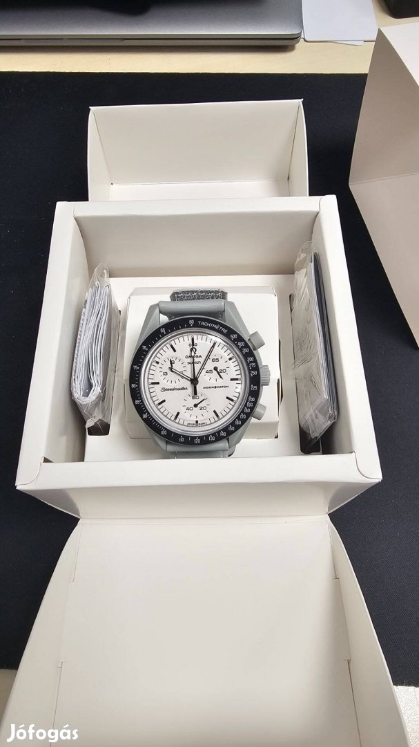 Moonswatch 1965 land to Moon rep óra