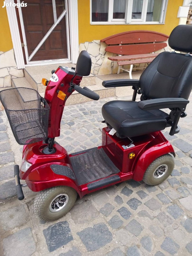 Mopedautó elektromos moped