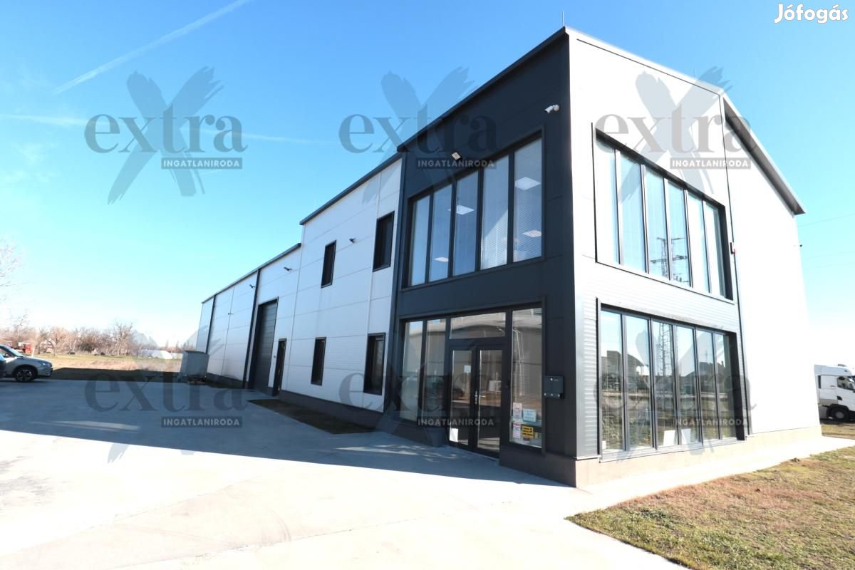 Mórahalom frekventált területén egy újszerű állapotú Ipari