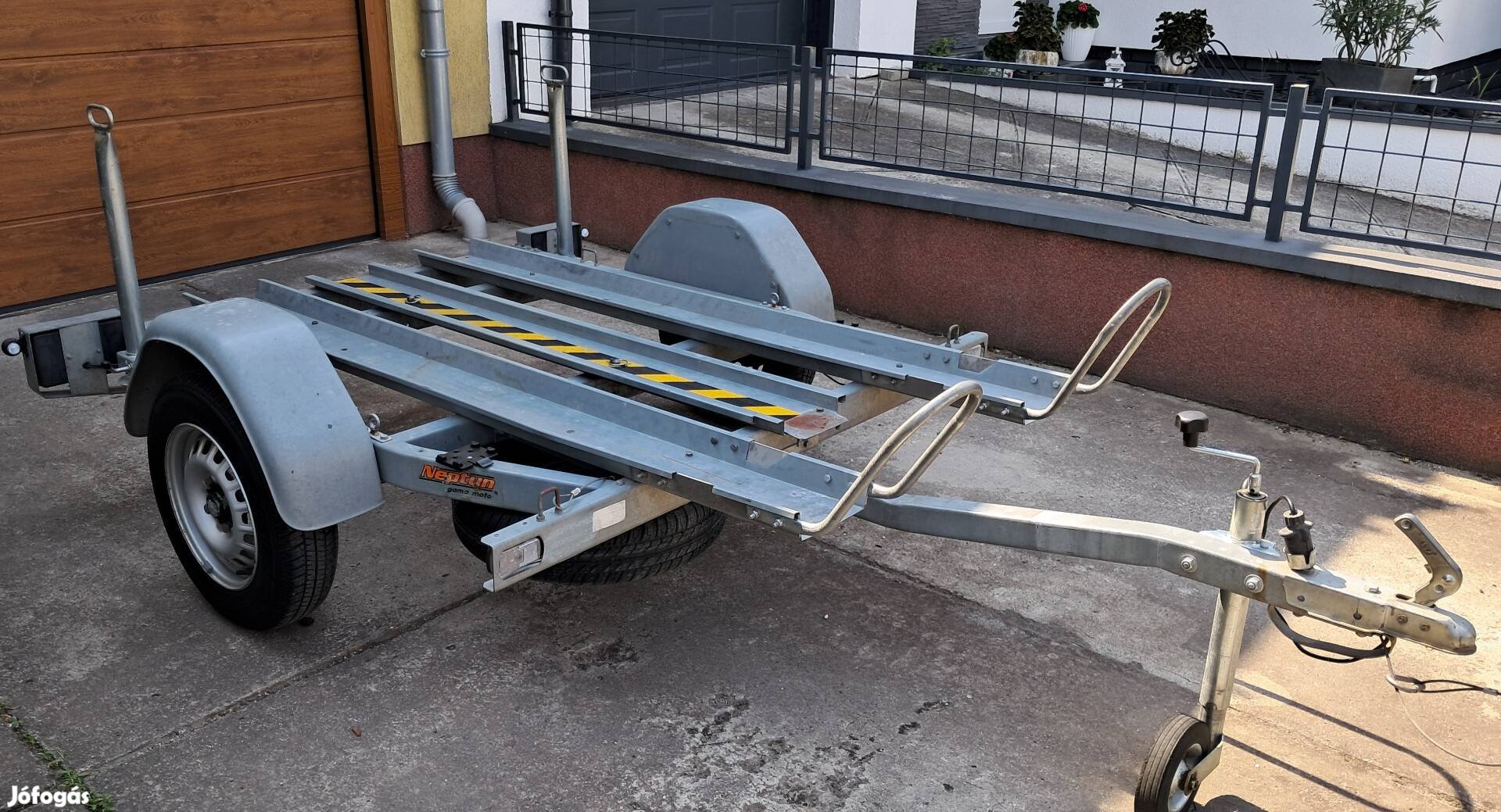 Mororszállító eladó 