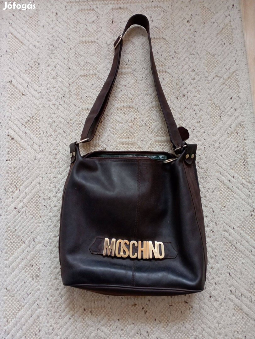 Moschino barna bőr női táska