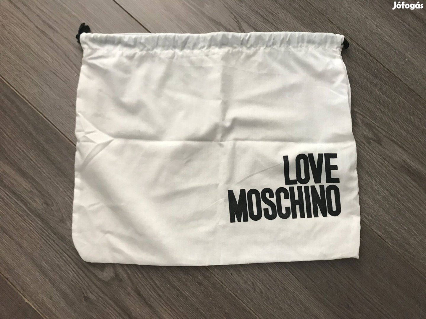 Moschino táska porzsák