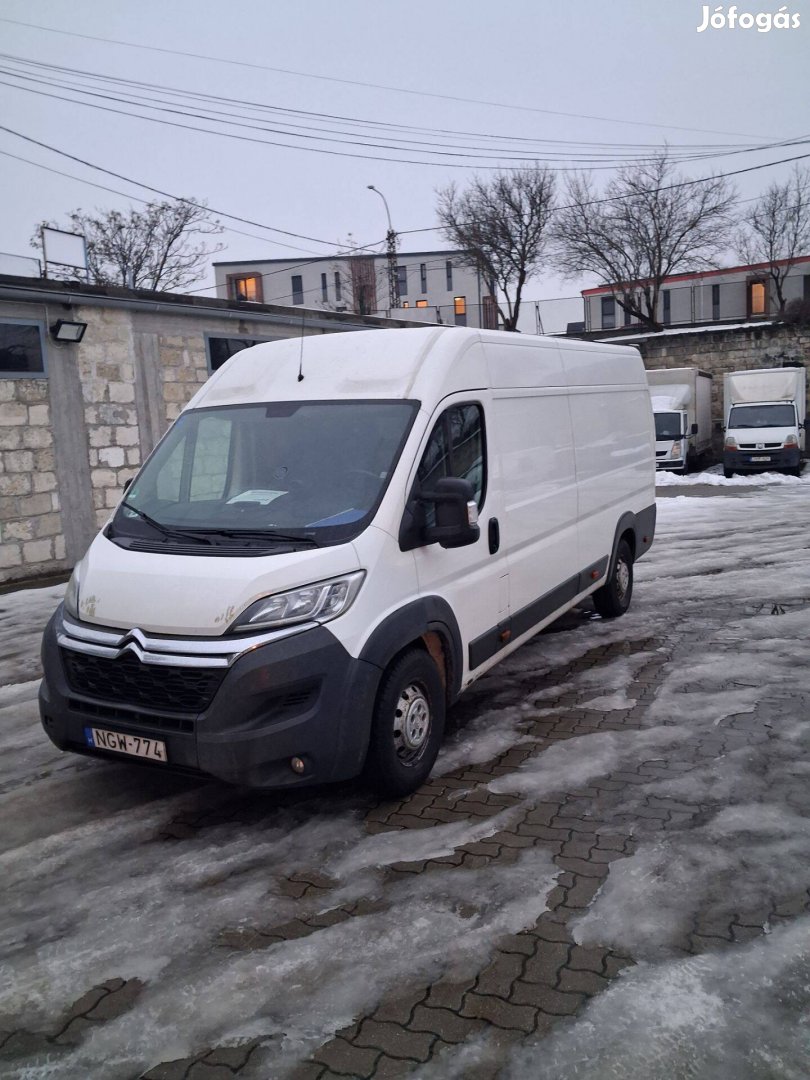 Mosódai céghez kiszállitó futárt keresek