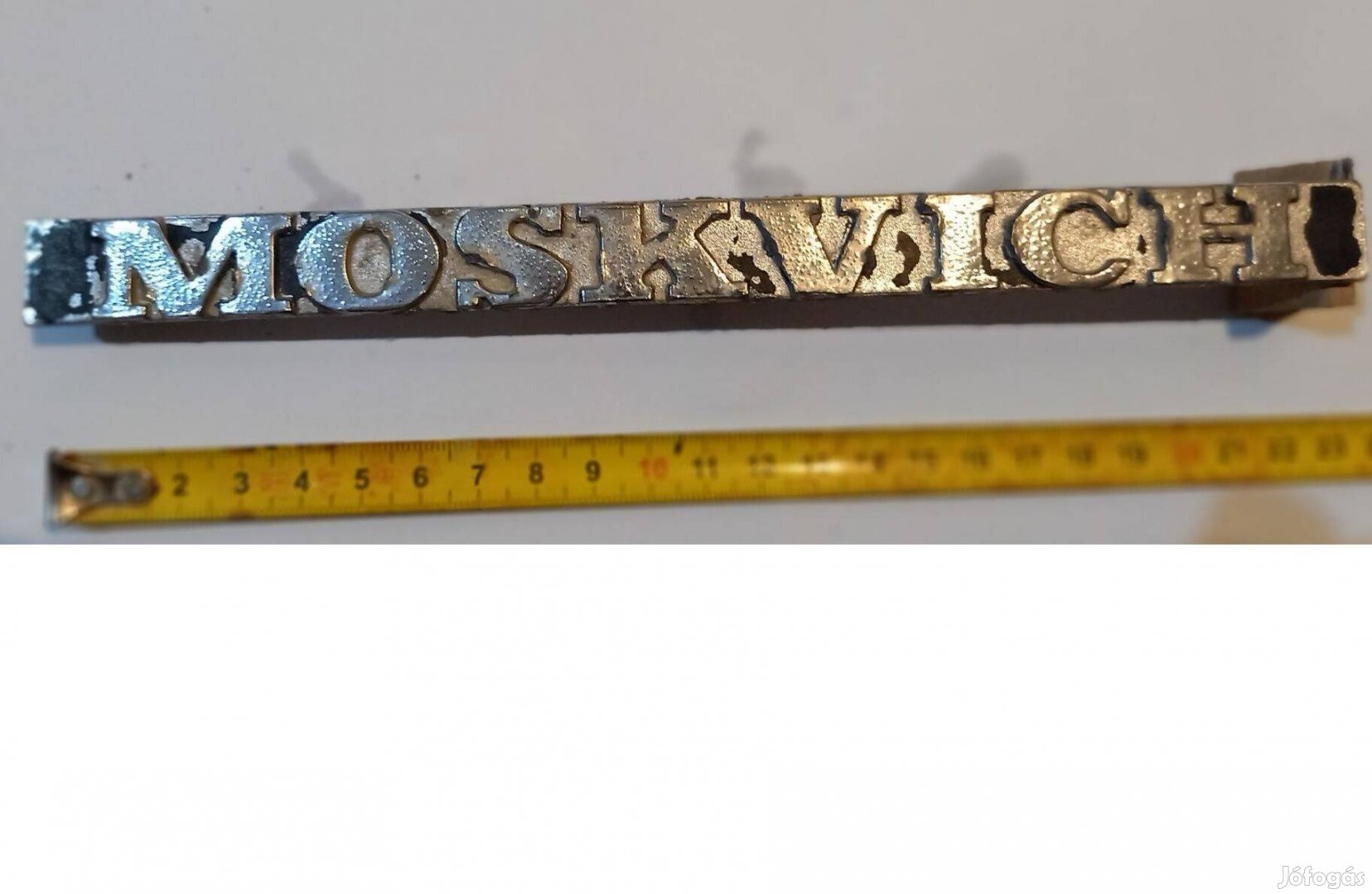 Moszkvics fém feliratok