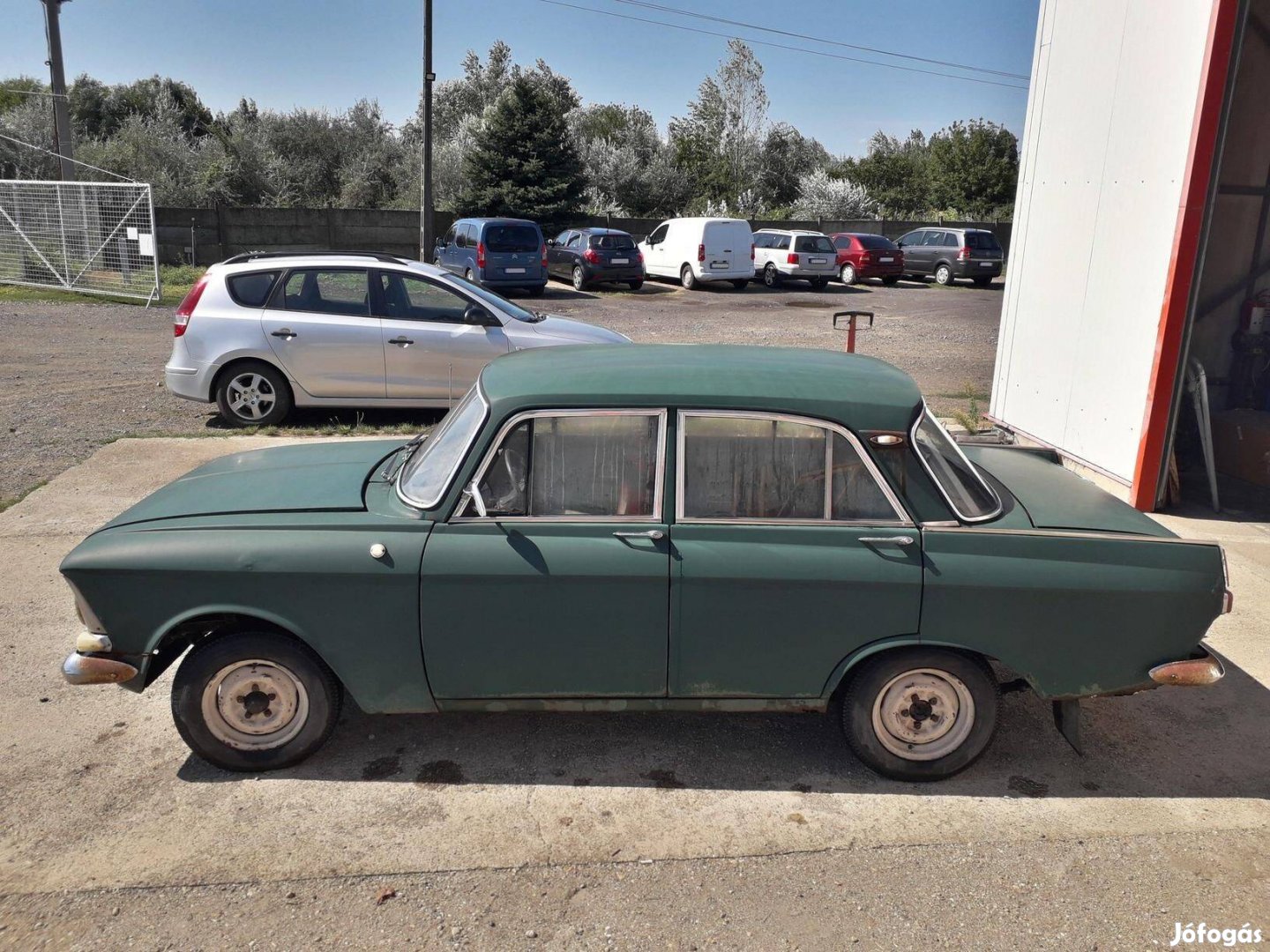 Moszkvics restaurálásra