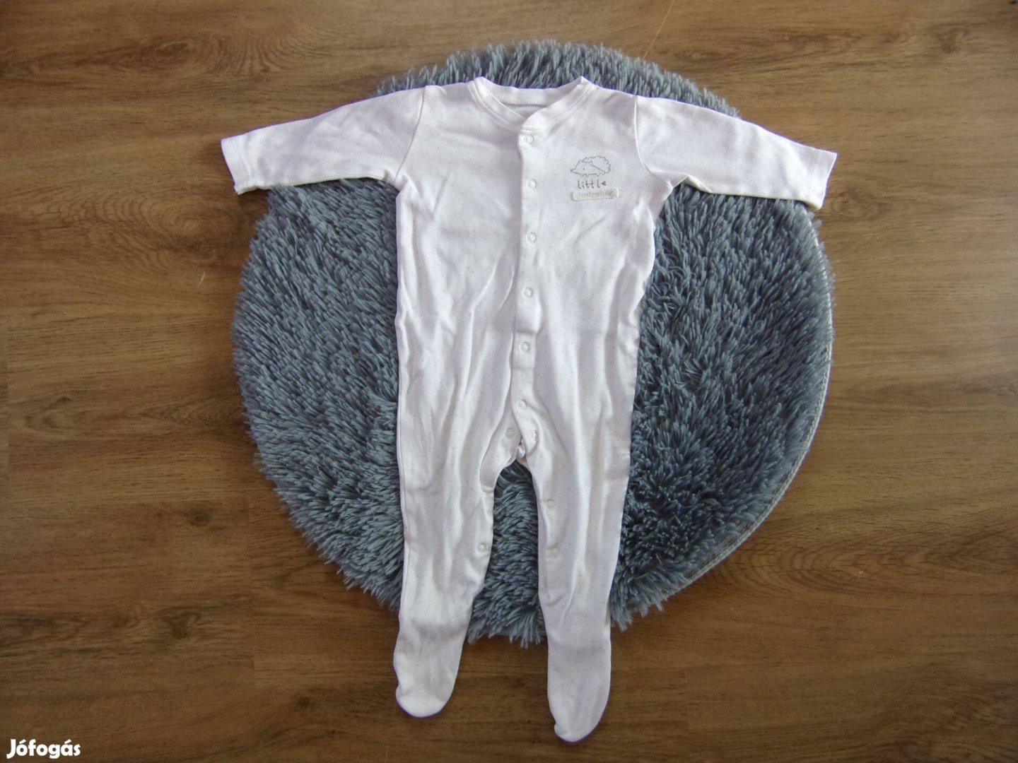 Mothercare süni pöttyös mintás rugdalózó 6-9 hónaposoknak!