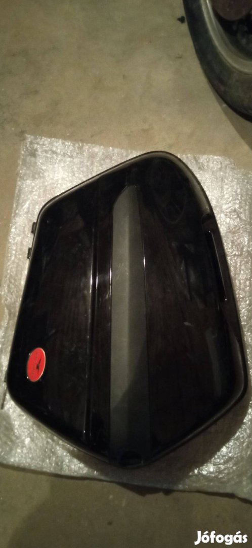 Moto Guzzi Stelvio oldaldoboz fedél
