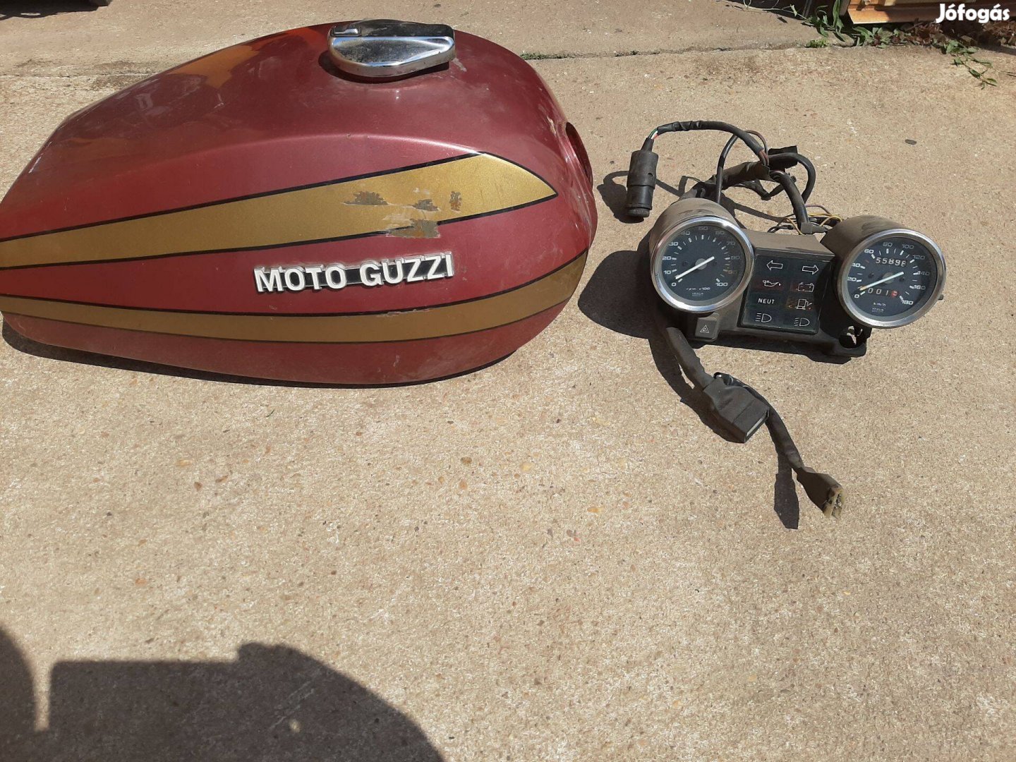 Moto Guzzi V50 alkatrészek
