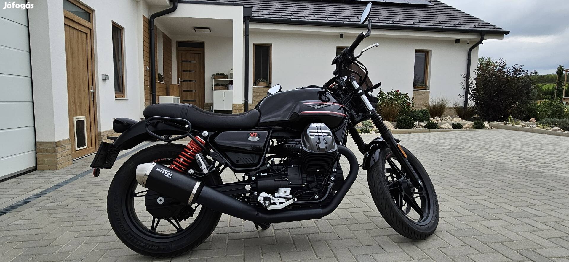 Moto Guzzi V7 Stone Special Edition