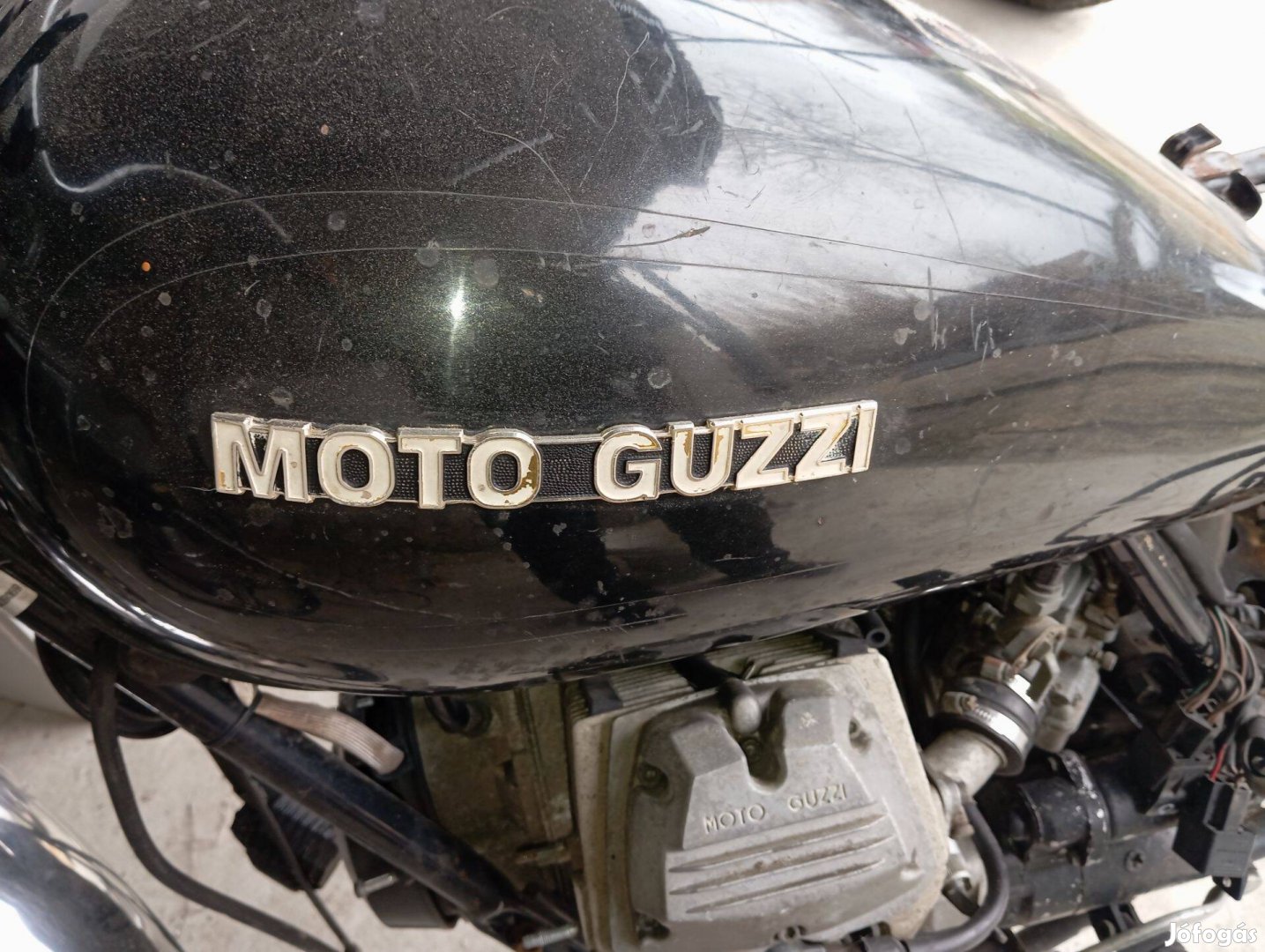 Moto Guzzi V 35 C alkatrész , tank