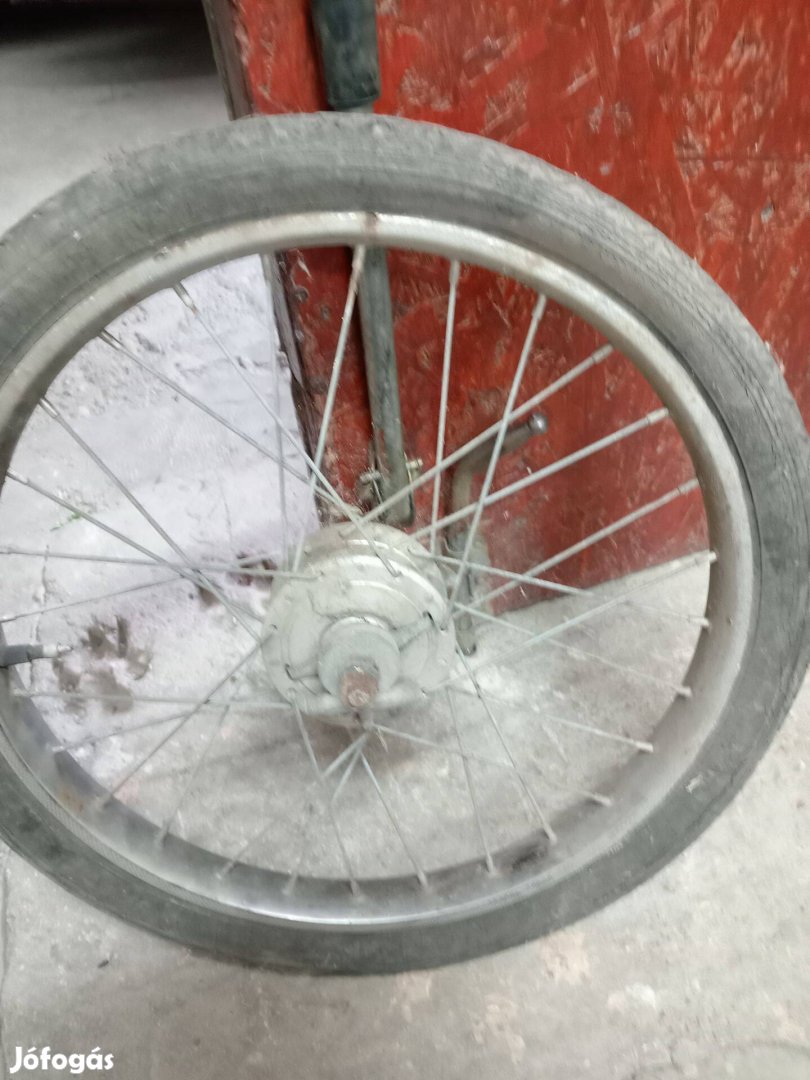 Motobecane (Babetta kerék),olcsón eladó