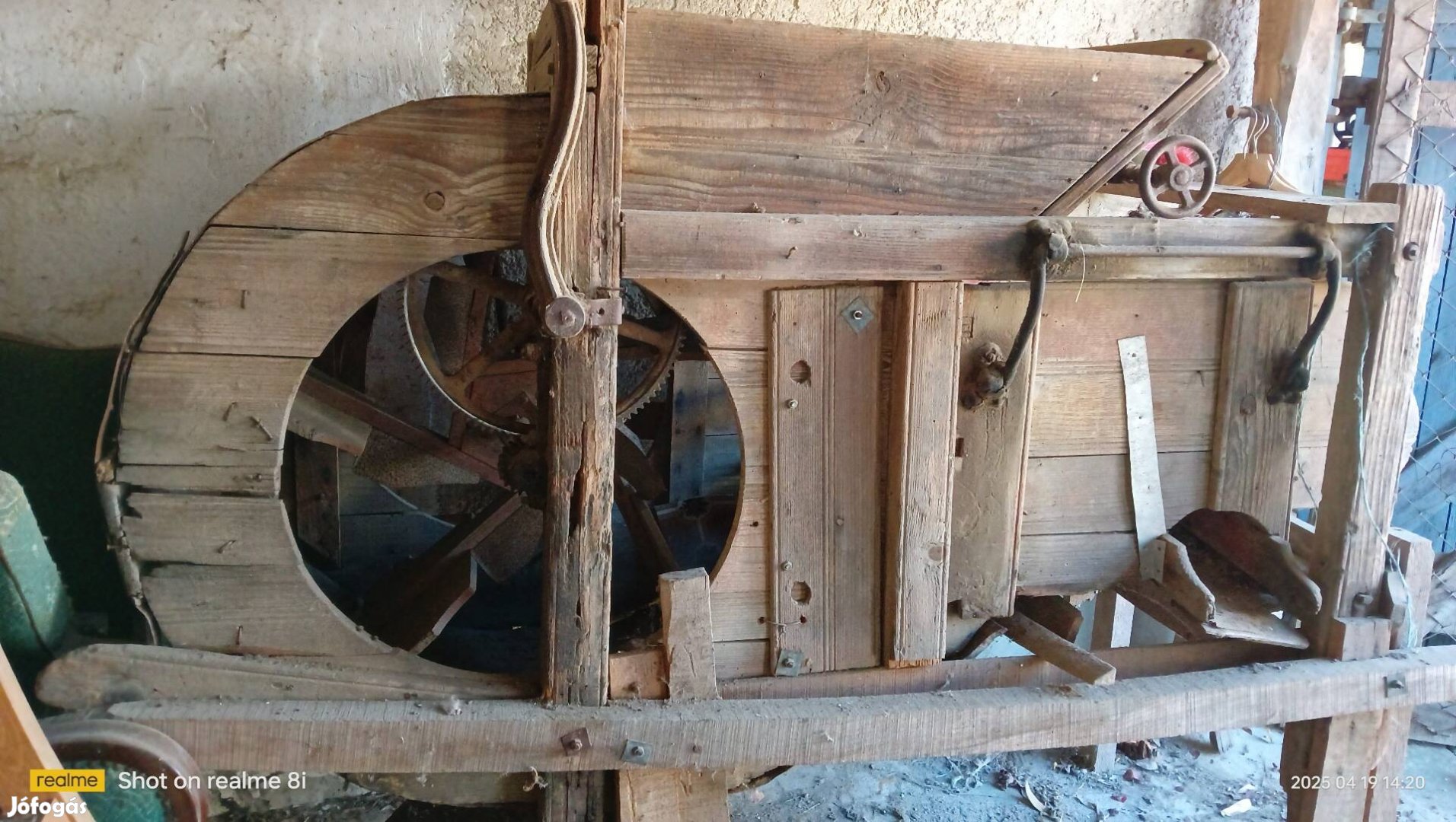 Motolla, magszelelő 