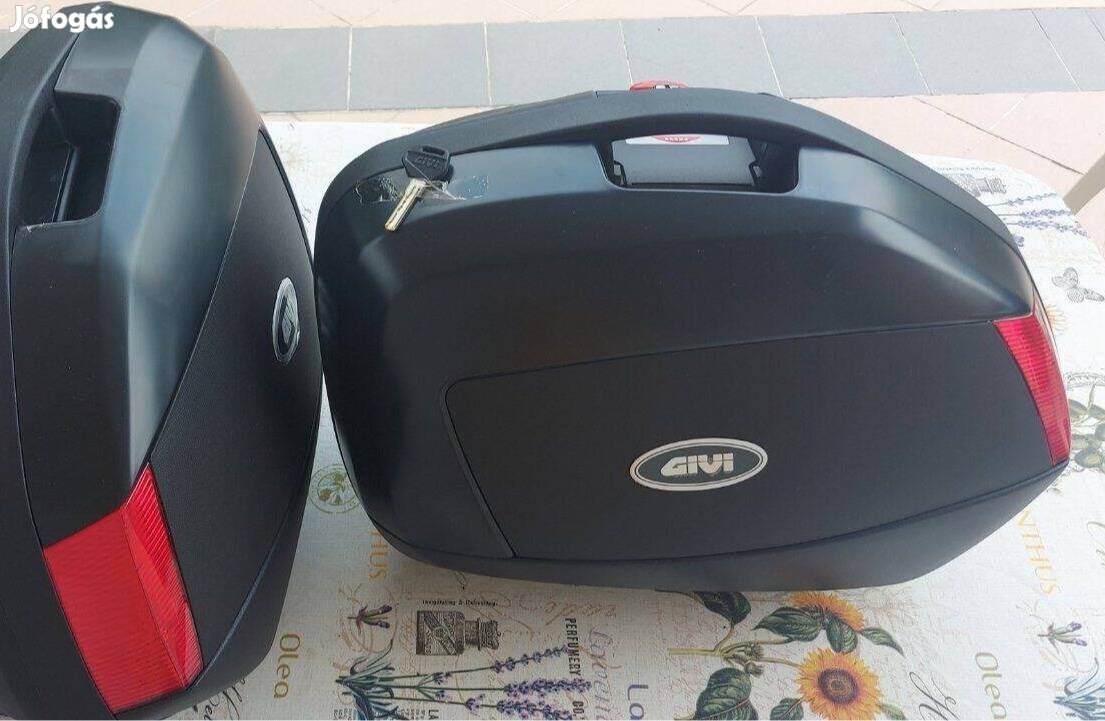 Motor Oldaldoboz Új Givi V35N