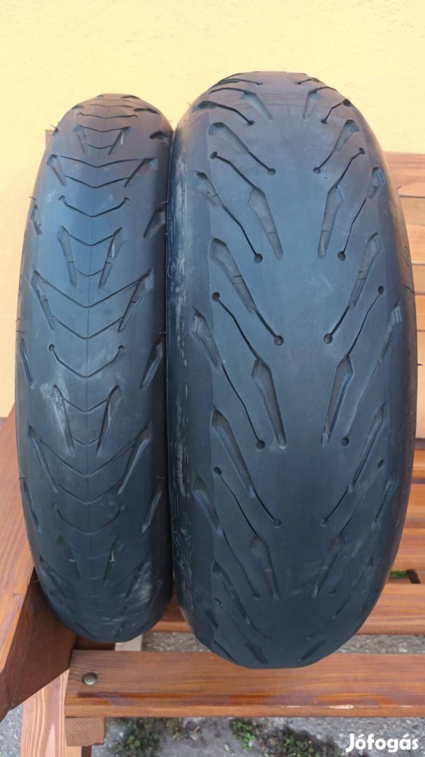 Motor gumiabroncs