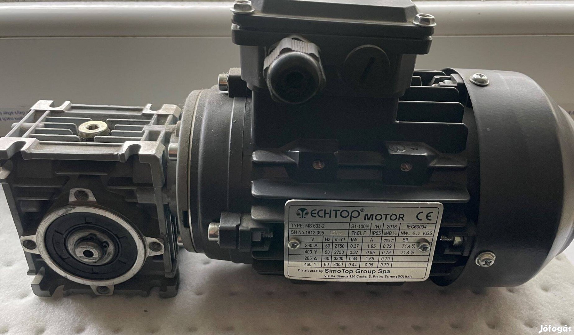Motor hajtóművel