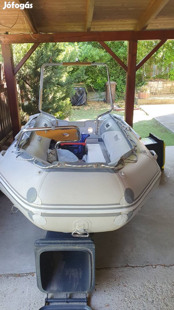 Motorcsónak Roll-BAR