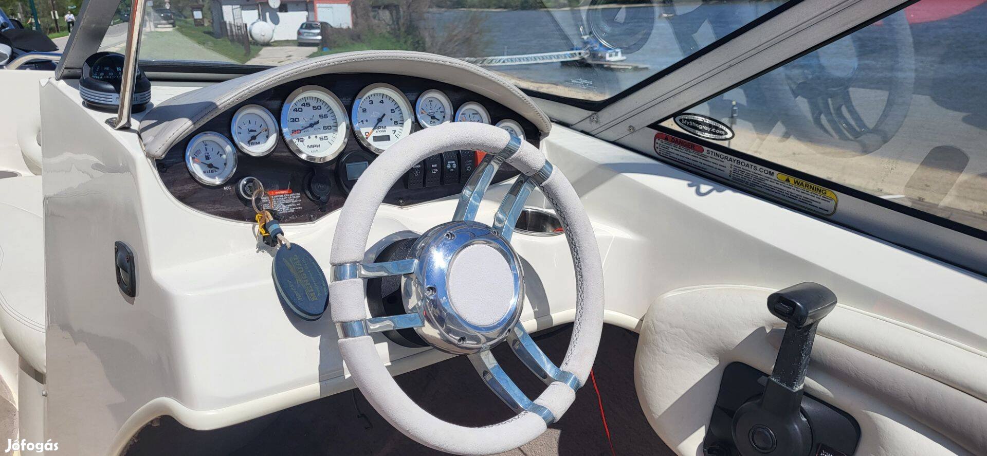 Motorcsónak Stingray 185 LX