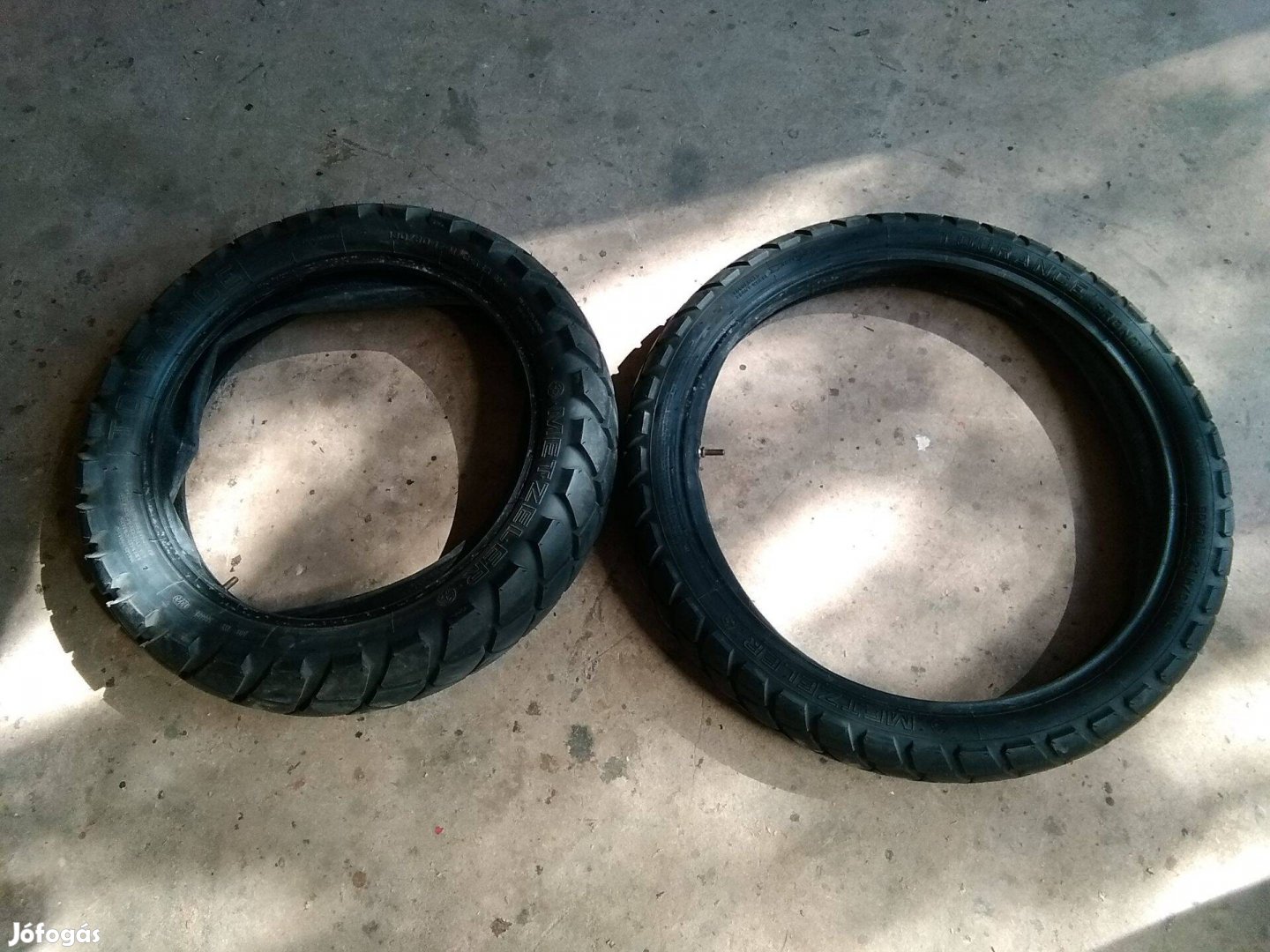 Motorgumi 130/80R17. 90/90R21