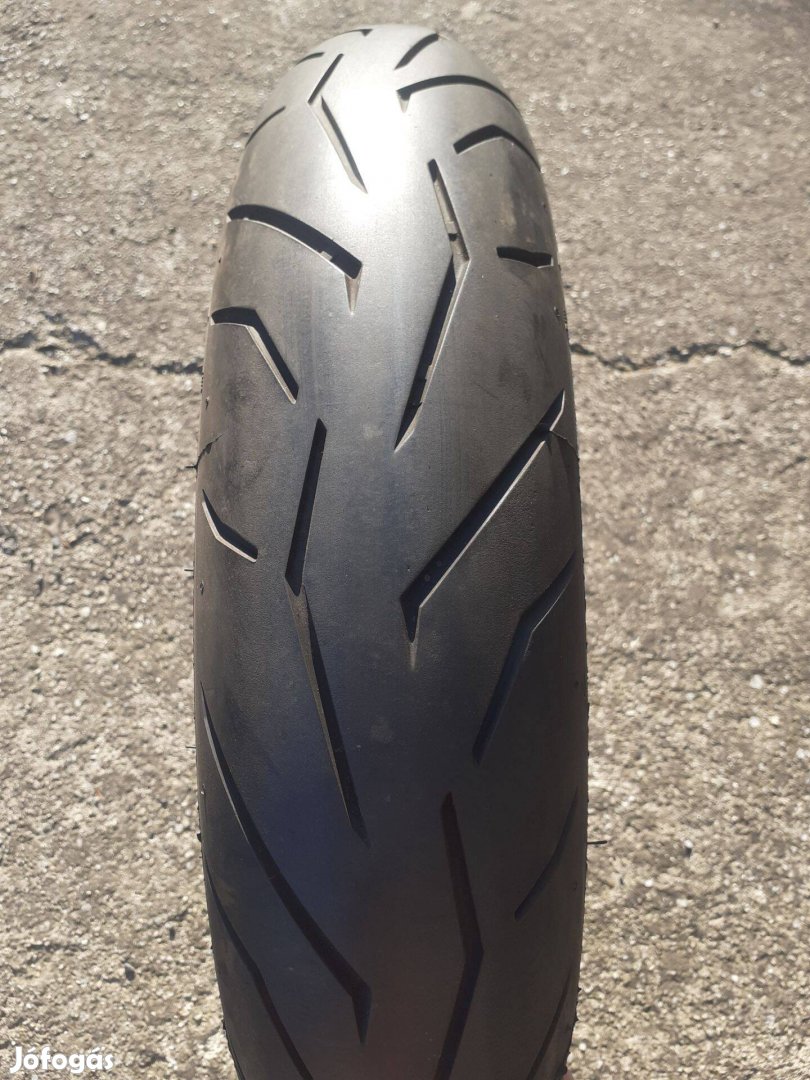 Motorgumi Pirelli 120/70/17