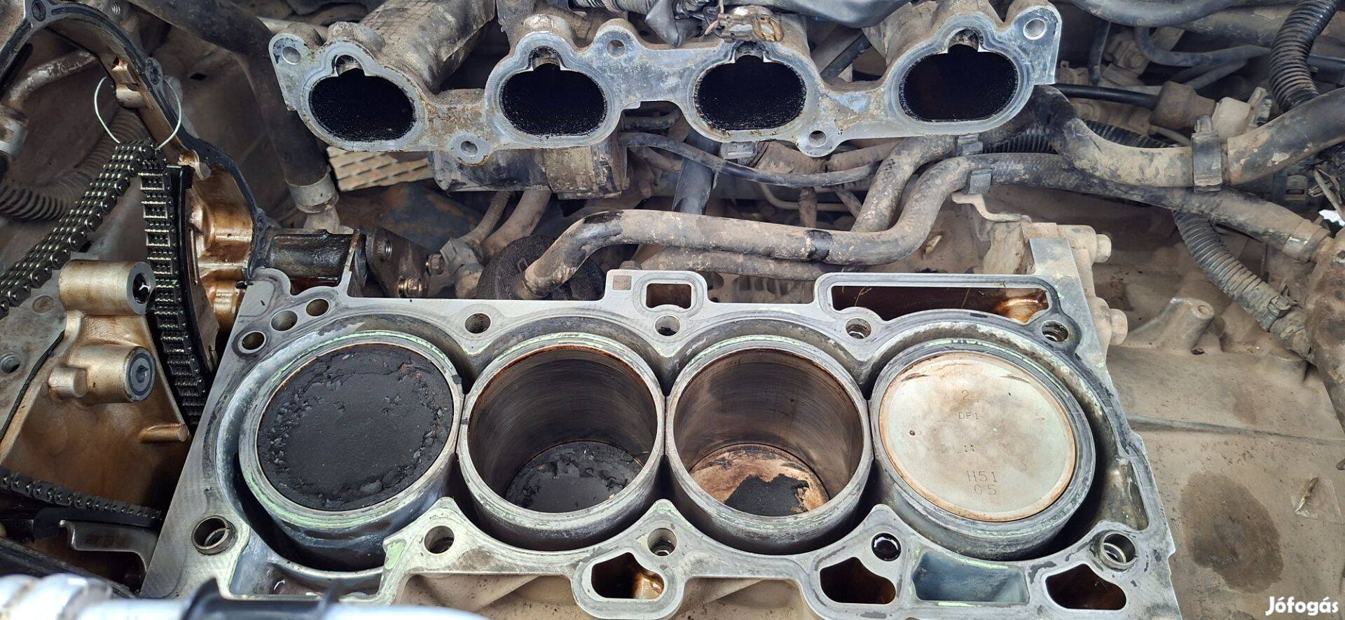 Motorhibás Nissan X-Trail eladó