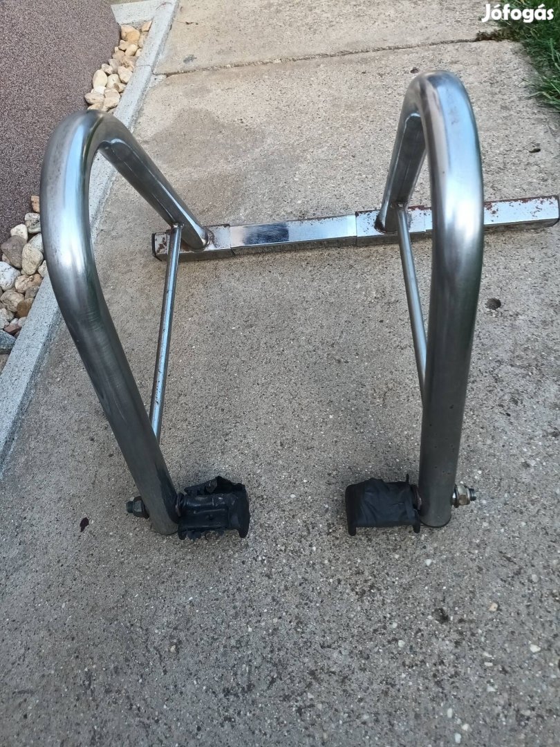 Motorkerékpár szerelő állvány