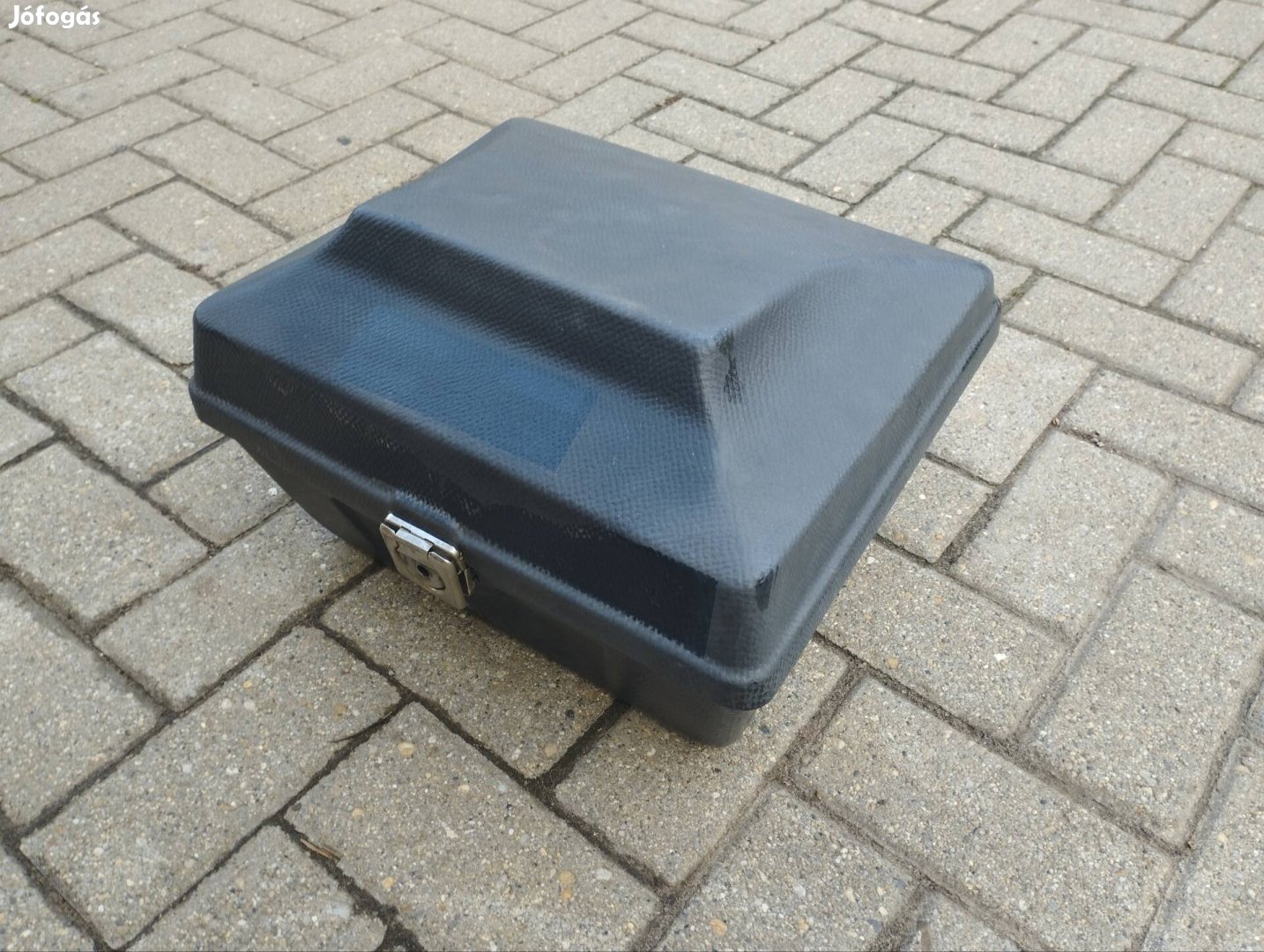 Motorkerékpár veterán tárolódoboz