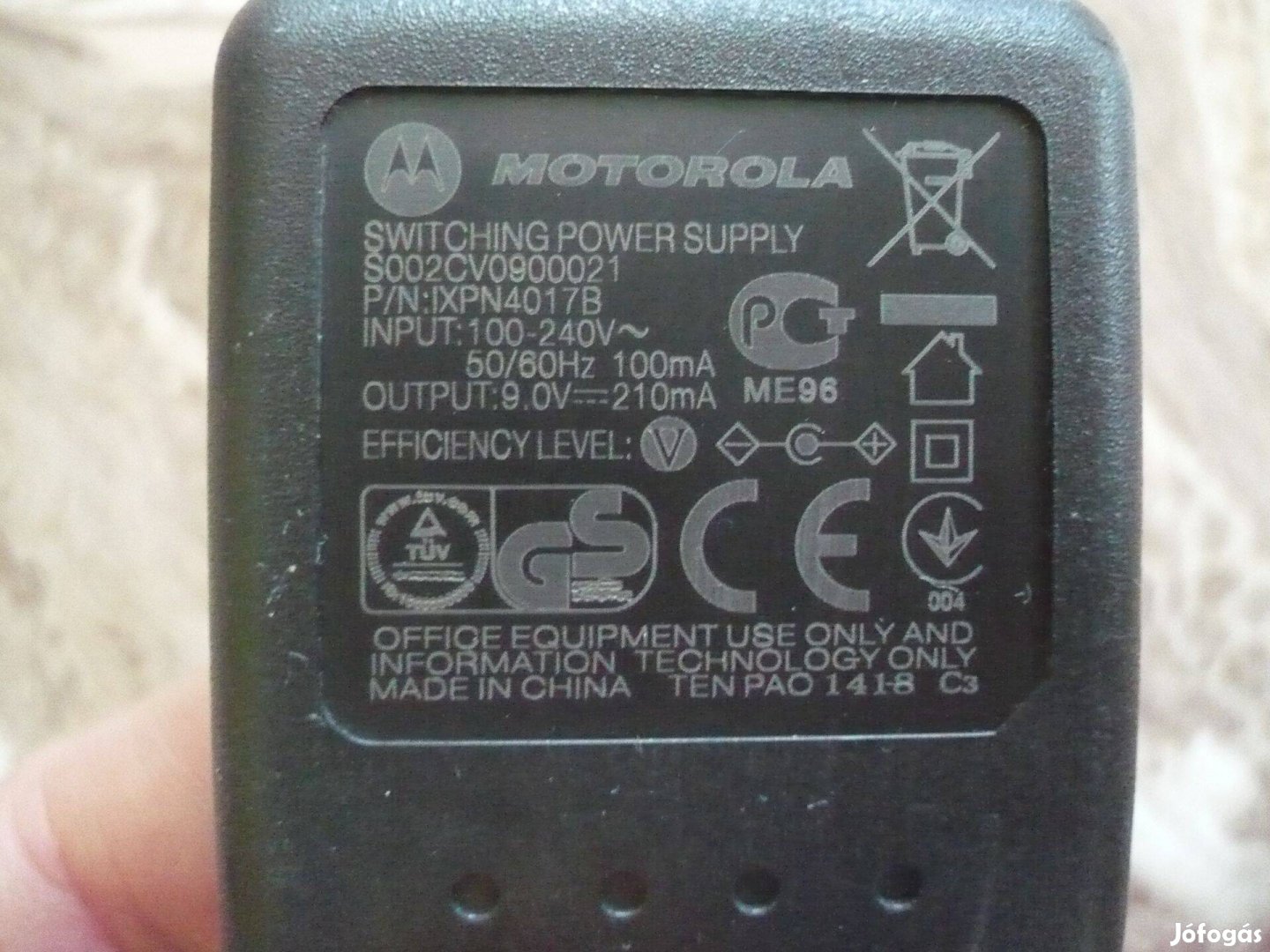 Motorola 9V 210ma Töltő