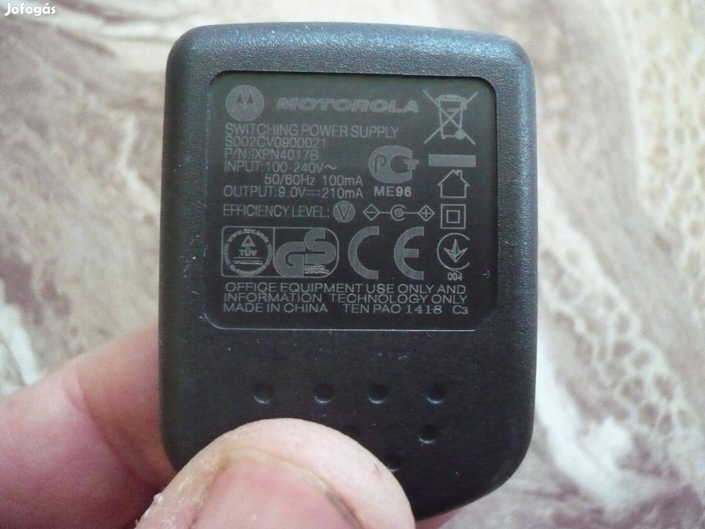 Motorola 9V 210ma Töltő