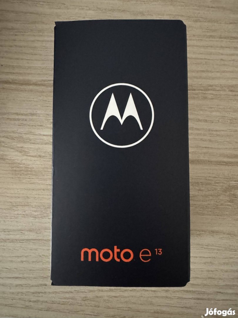 Motorola Moto E13 zöld