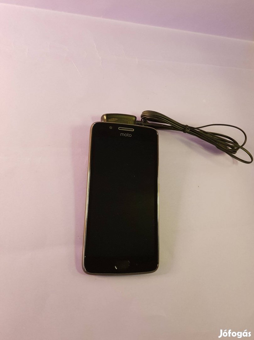 Motorola Moto G5 16GB Fekete Dual simes jó állapotú mobiltelefon eladó