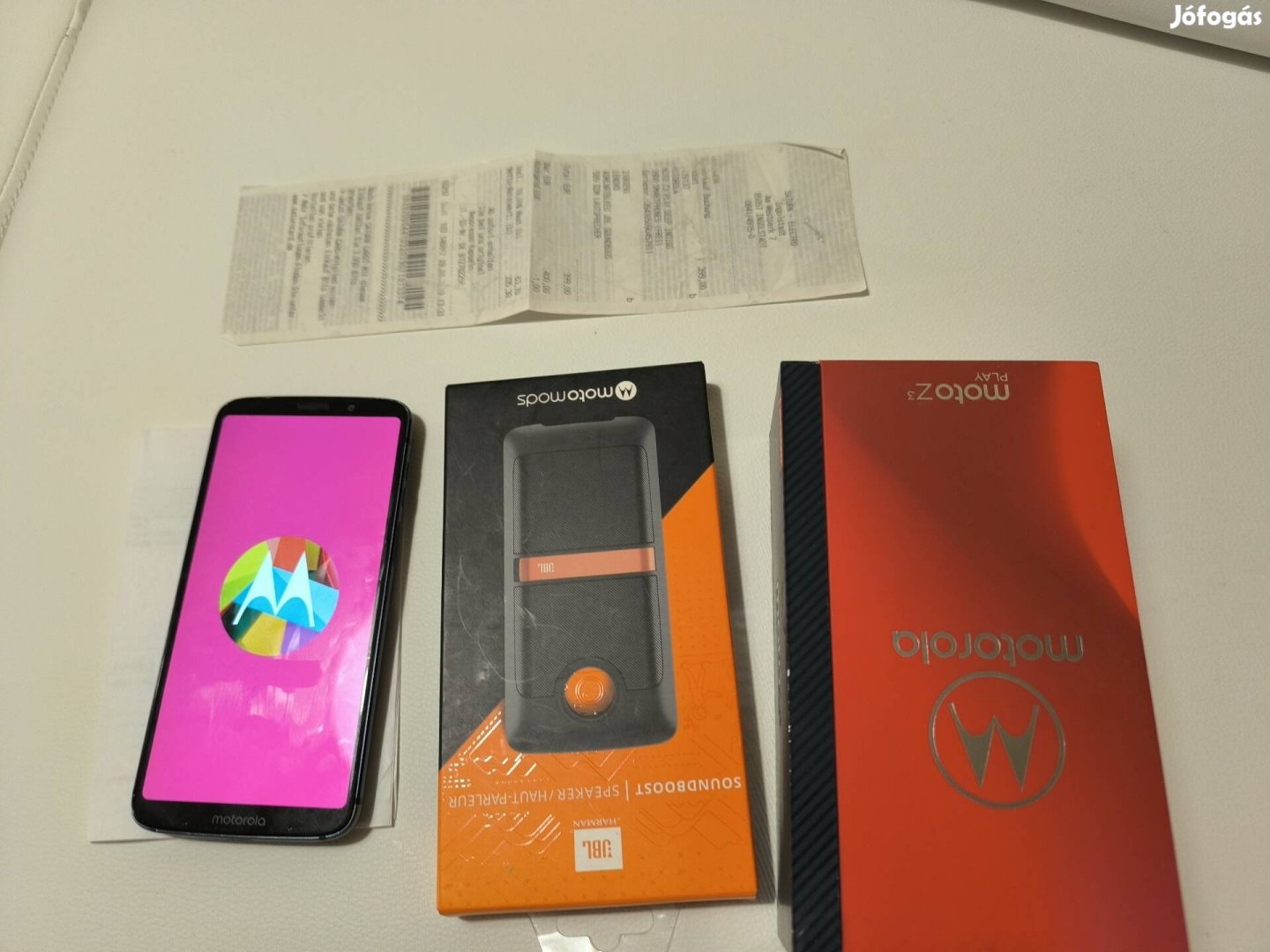 Motorola Moto Z3 Telefon + Powerpack + speaker