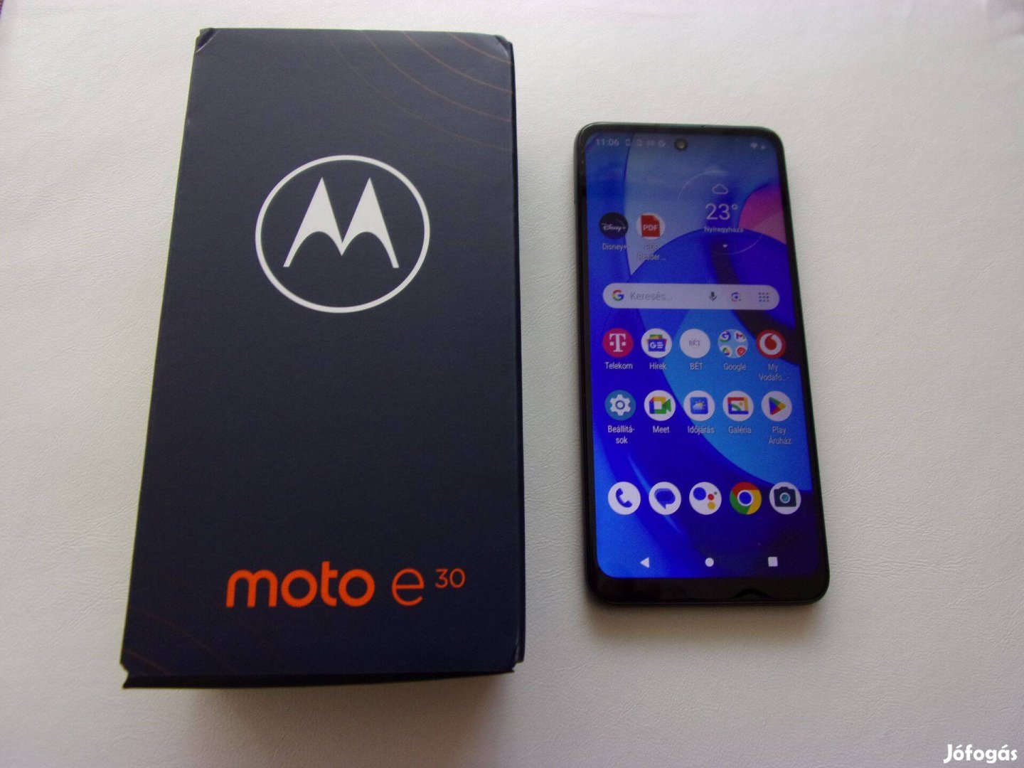 Motorola mobiltelefon ( Motorola Moto E30 )