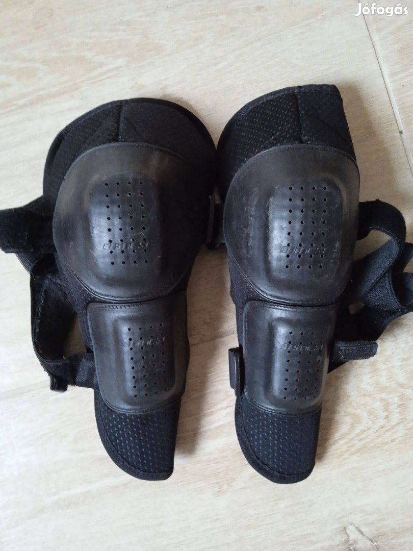 Motoros Dainese térdvédő L