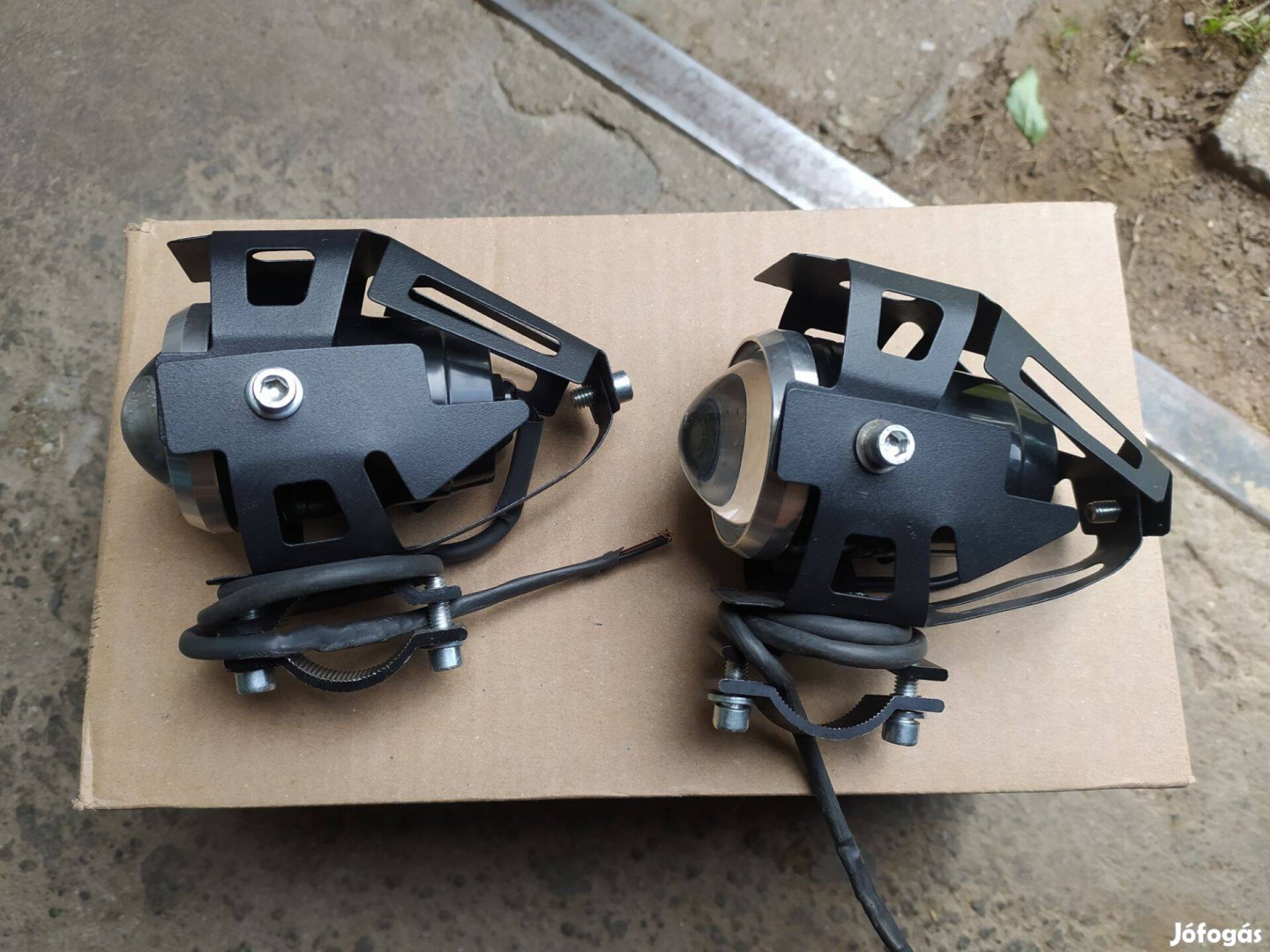 Motoros Led reflektor eladó