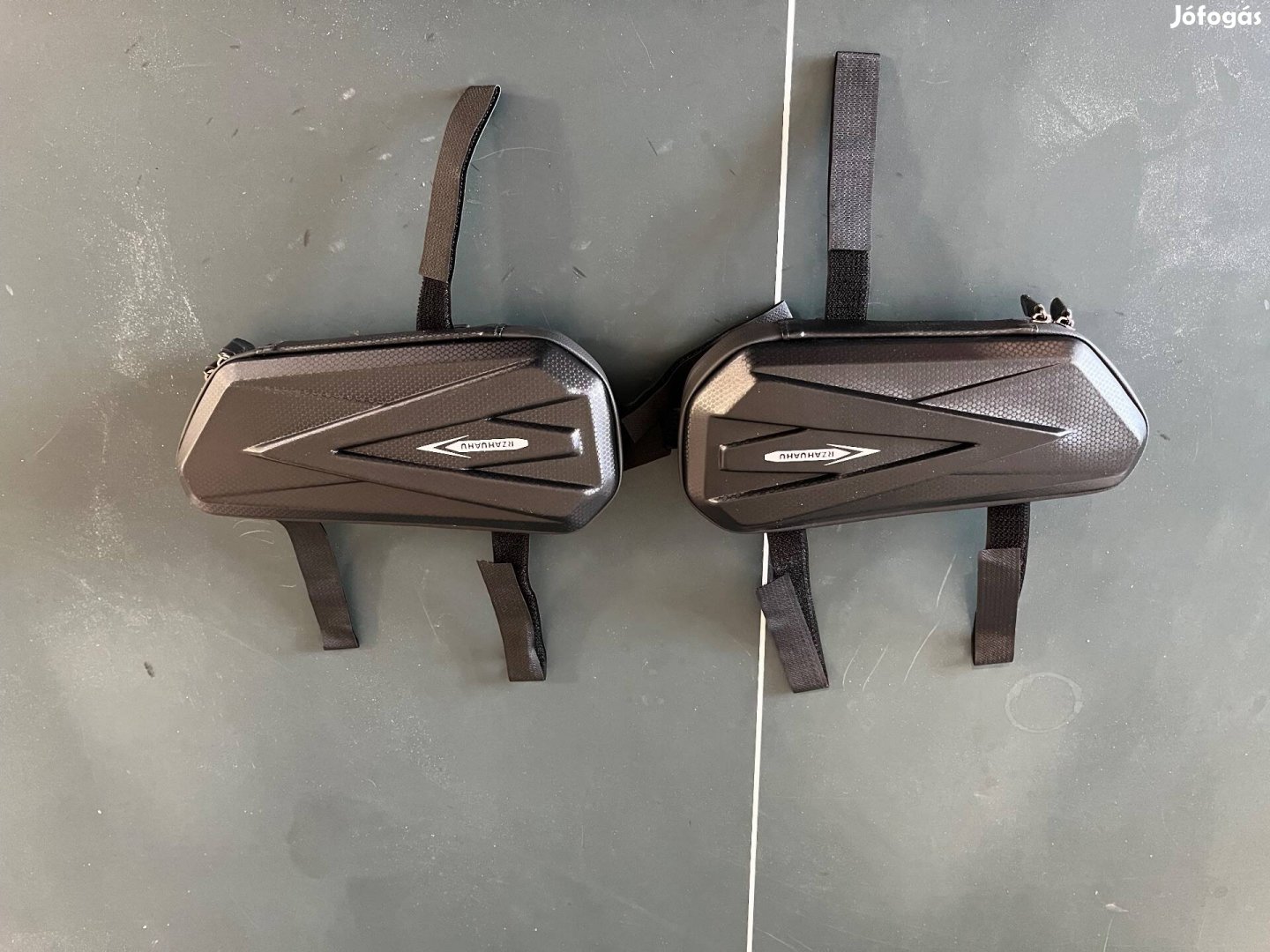 Motoros, kiegészítő táska