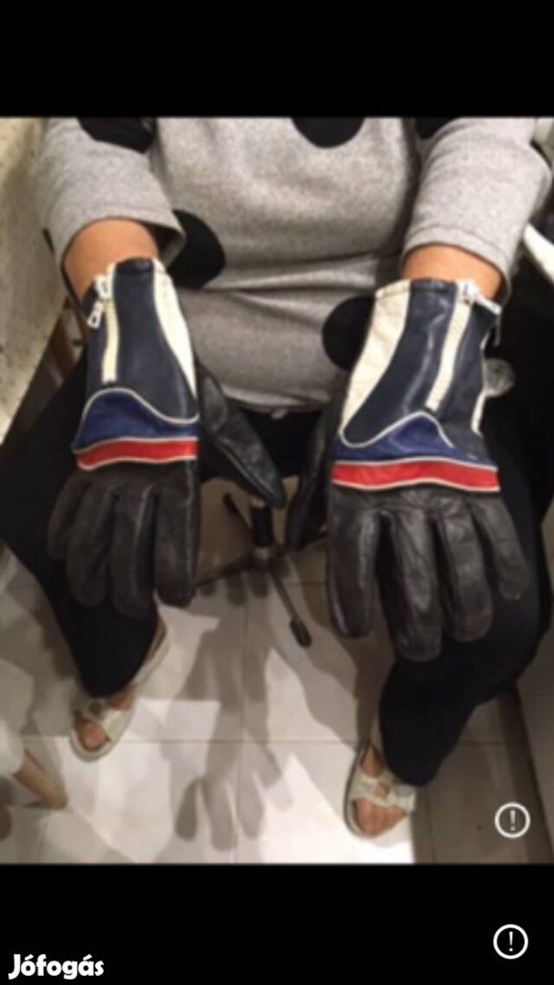 Motoros bőrkesztyű