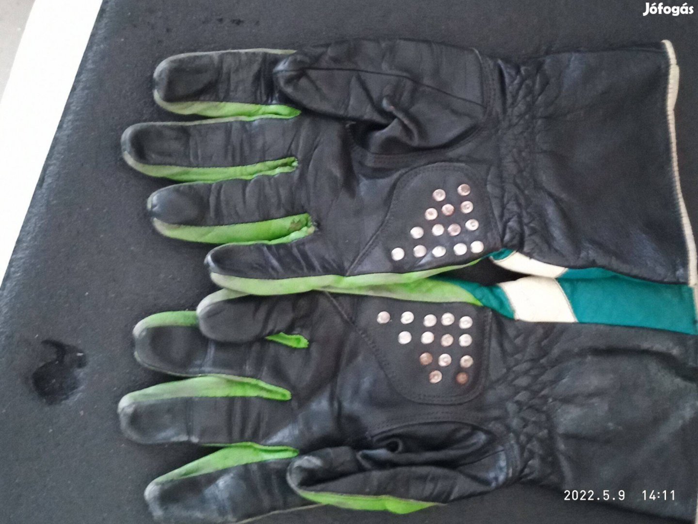 Motoros bőrkesztyű ML méret eladó 12000ft óbuda
