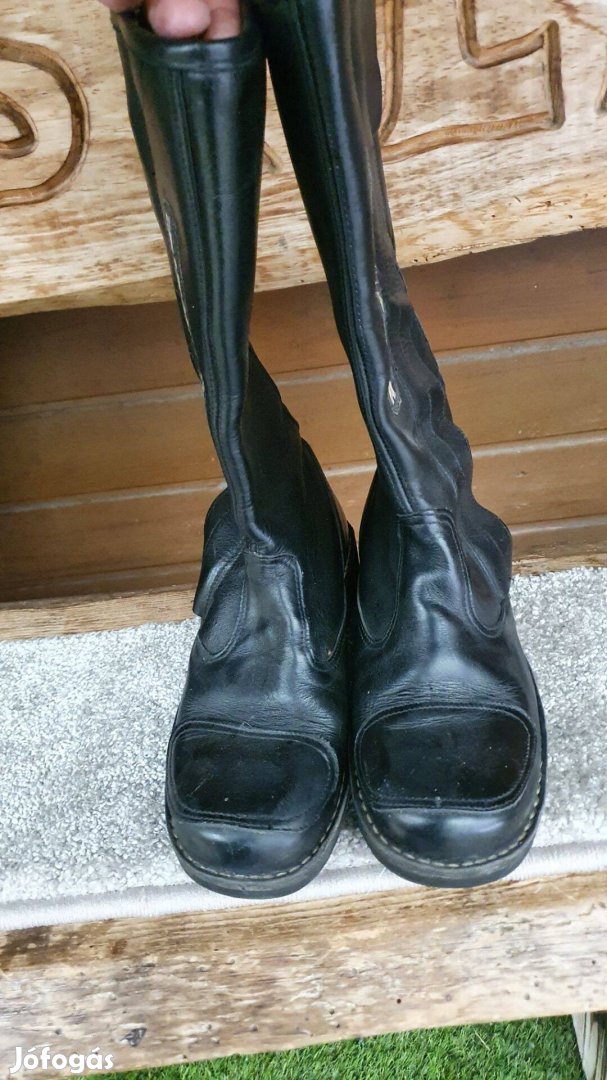 Motoros csizma 39 méret yamaha