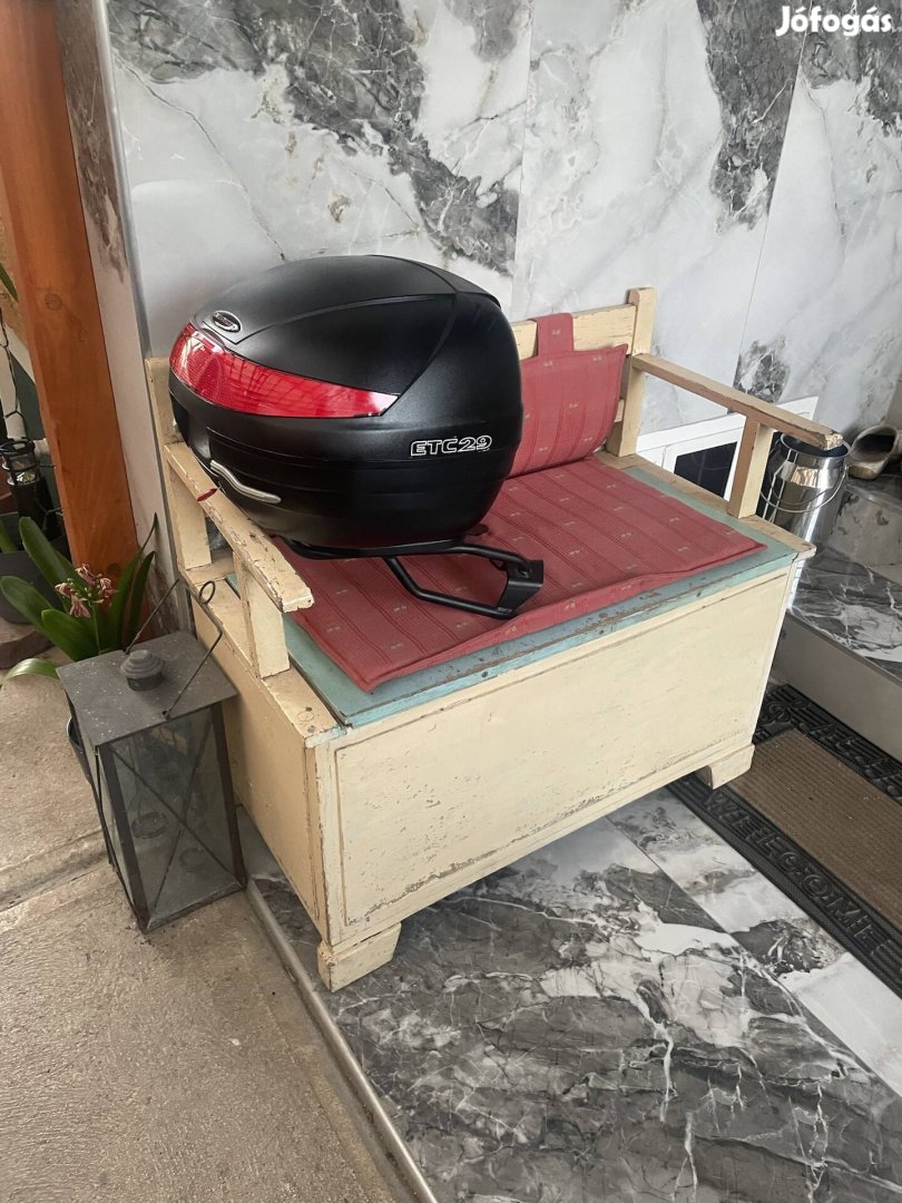 Motoros doboz Explorer