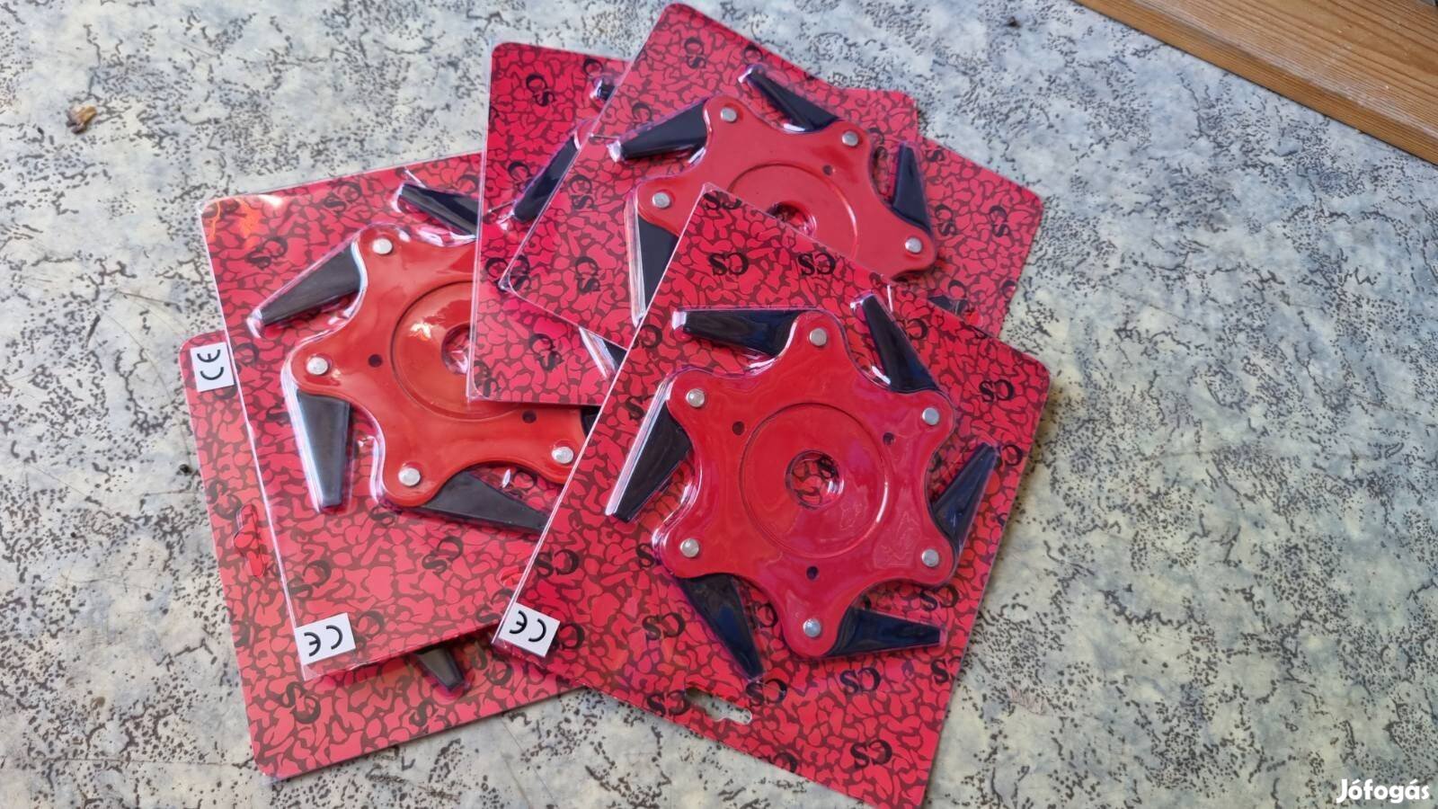 Motoros fűkaszához, forgólapkás betétes kétoldalas