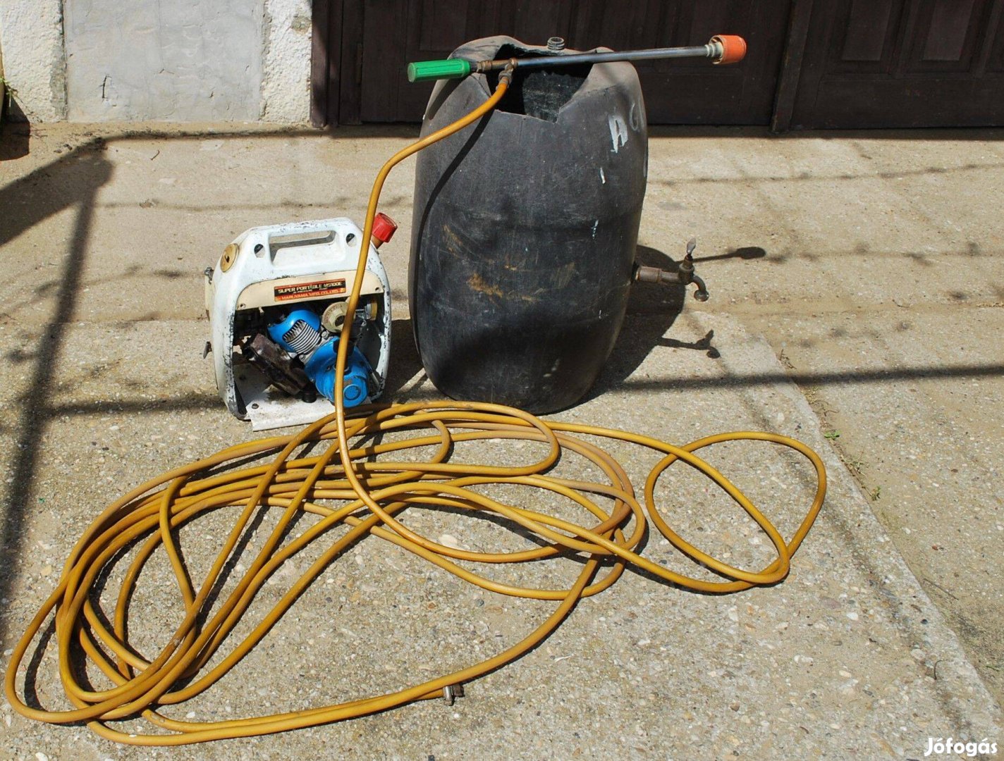 Motoros permetező