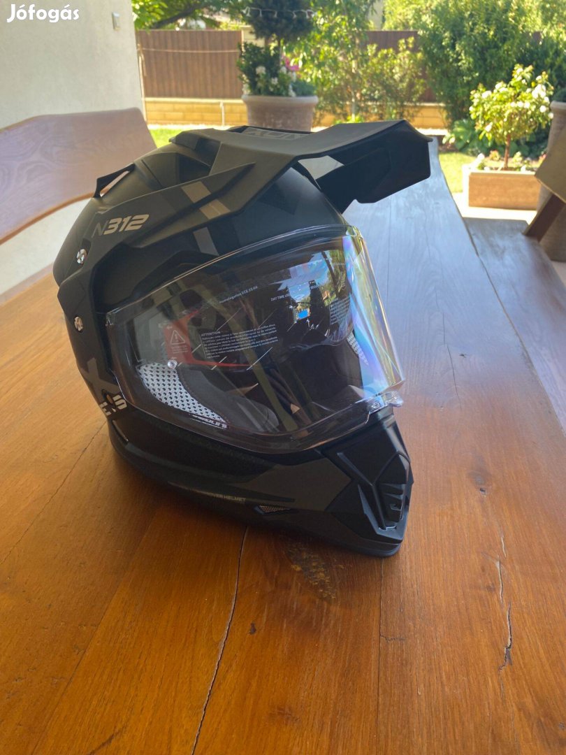 Motoros sisak Nox N312