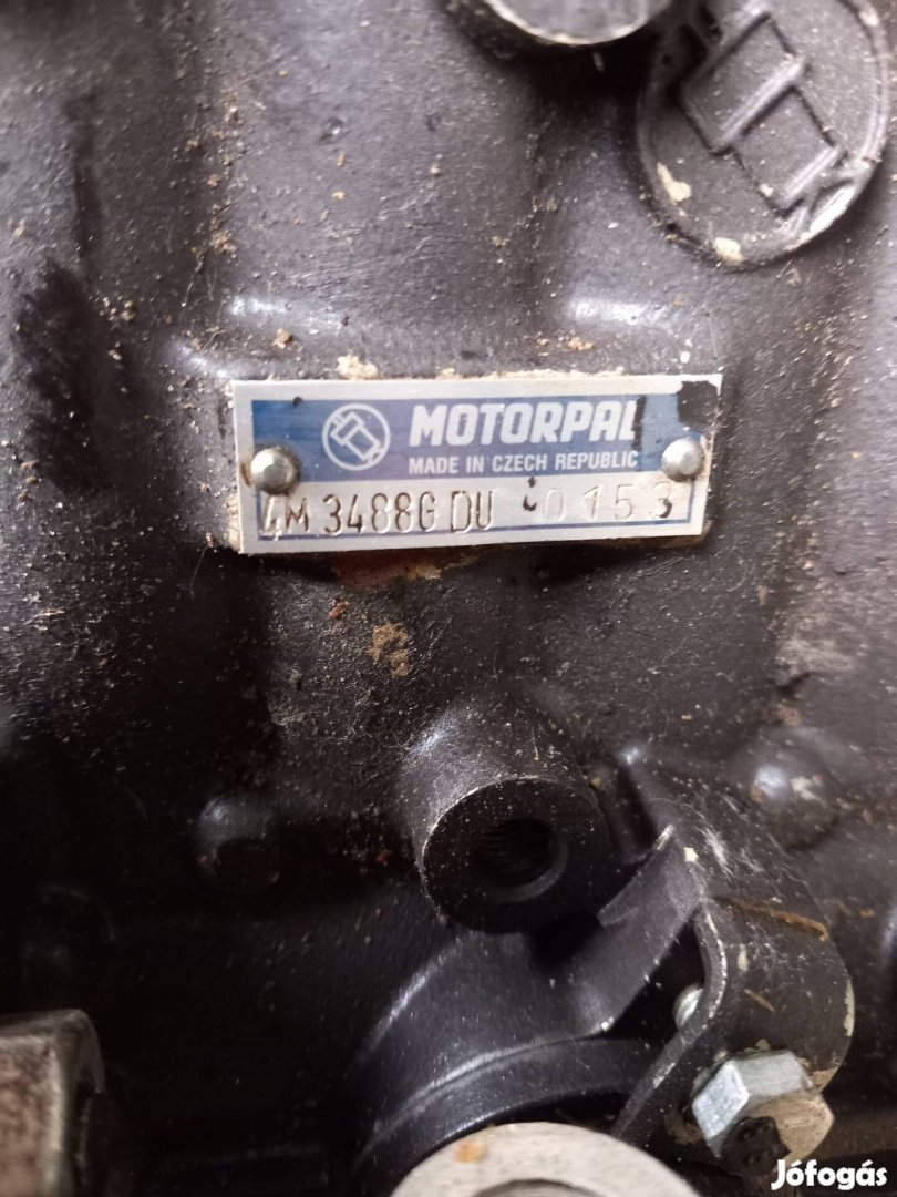 Motorpál Mtz adagoló 