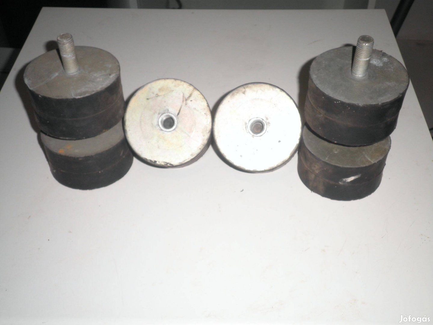 Motortartó bakok gépekhez, kompresszorokhoz, stb. 6 db. eladók